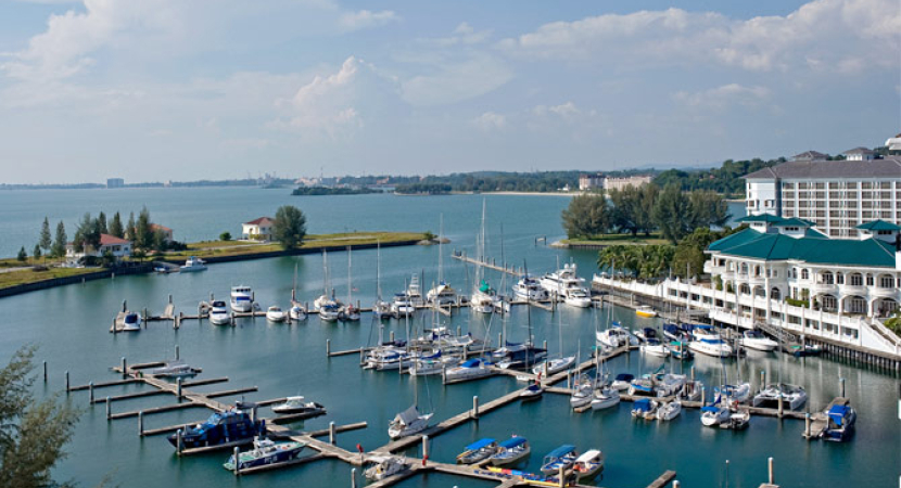 Admiral Marina & Leisure Club