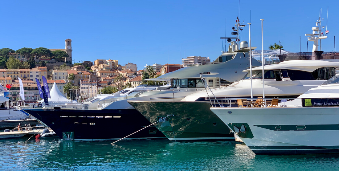 Bespoke Yacht Charter 7 - 1100x555